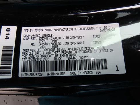 Used 2025 Toyota Tacoma SR w/ SR Upgrade Package AWD/4WD image 22