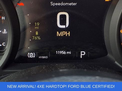 Used 2024 Jeep Wrangler Unlimited w/ Convenience Group AWD/4WD image 18
