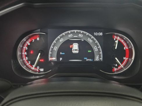Used 2025 Toyota RAV4 XLE w/ Convenience Package FWD image 17