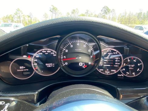 Used 2018 Porsche Panamera image 14