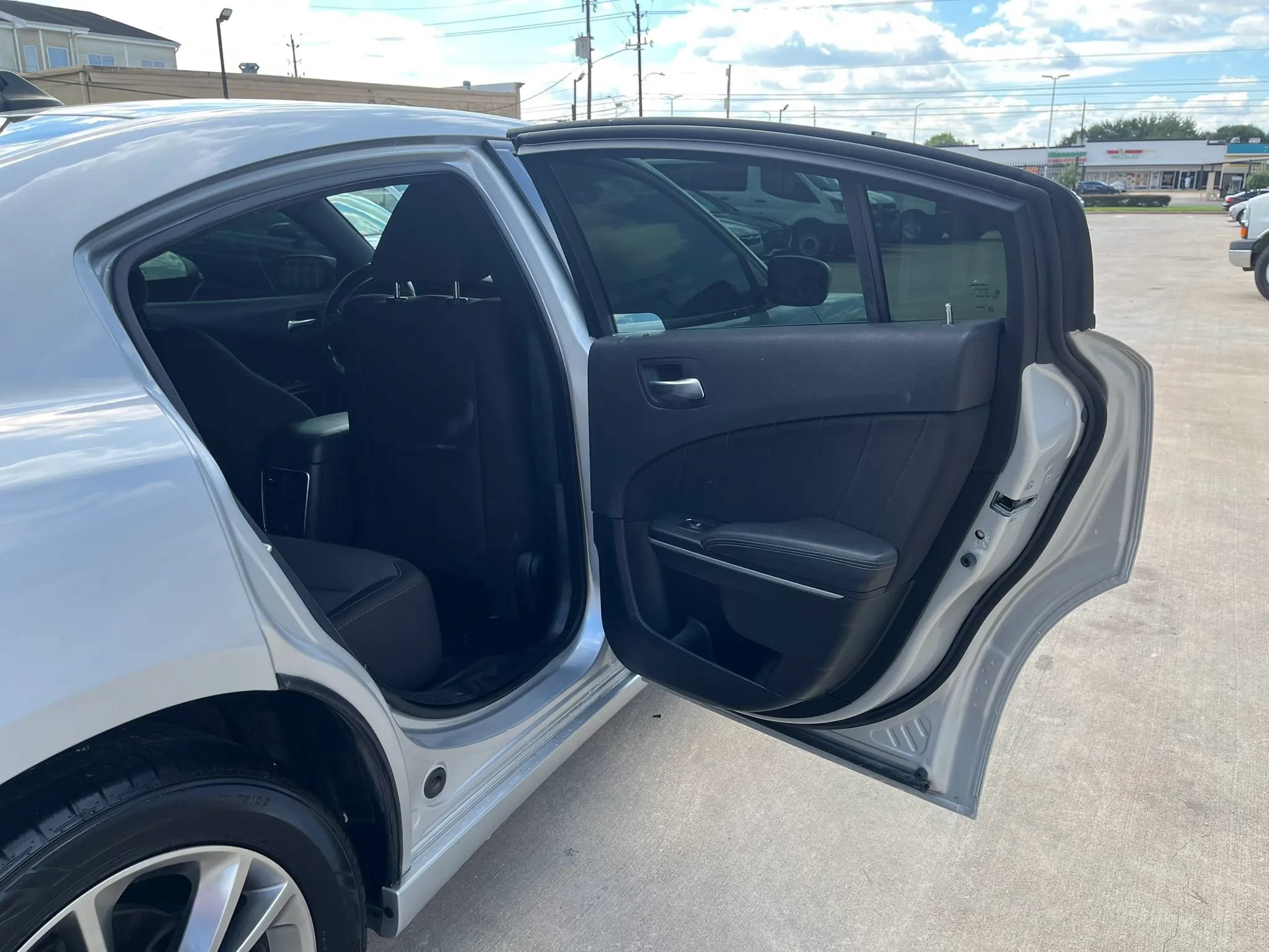 Used 2020 Dodge Charger SXT AWD/4WD image 37