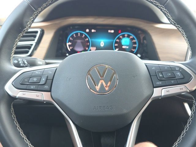 Used 2026 Volkswagen Atlas SE AWD/4WD image 12