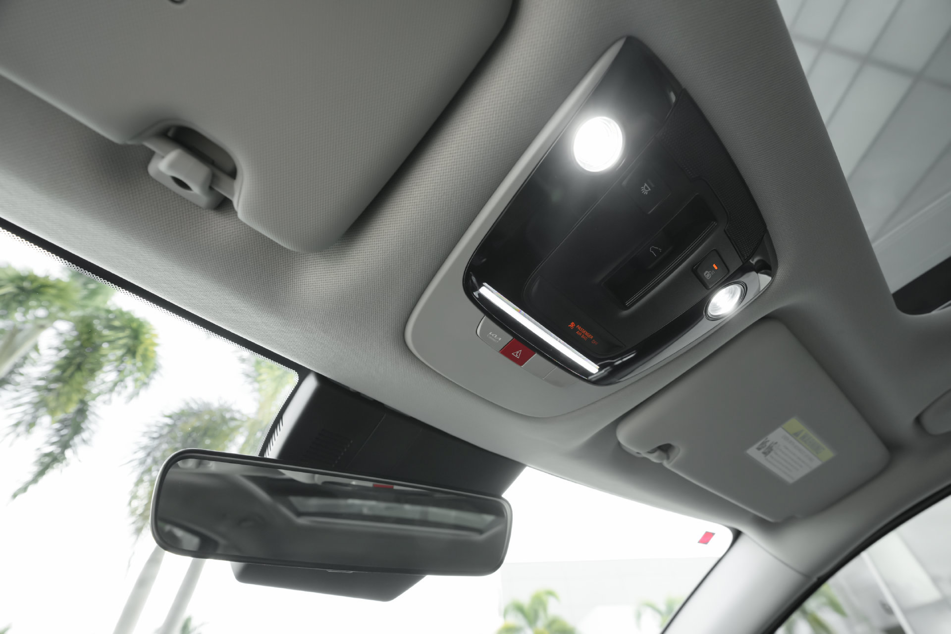 Used 2025 Kia Sportage SX FWD image 24