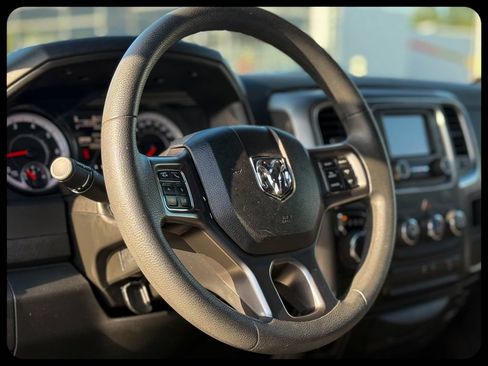 Used 2024 RAM 1500 Warlock RWD image 13