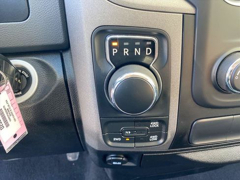 Used 2019 RAM 1500 Express AWD/4WD image 12