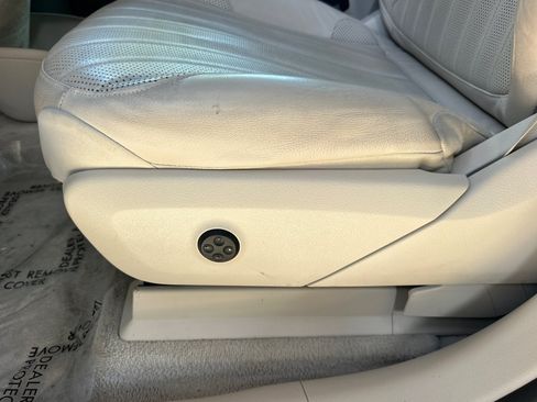 Used 2023 Mercedes-Benz EQS 450+ SUV image 14