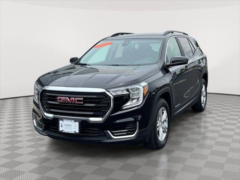 Used 2023 GMC Terrain SLE w/ Driver Convenience Package AWD/4WD image 3