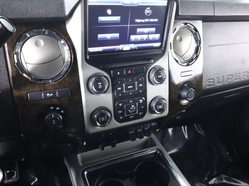 Used 2016 Ford F350 Platinum w/ Platinum Package image 15