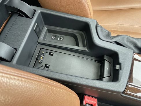 Used 2013 BMW 335i xDrive Sedan image 32