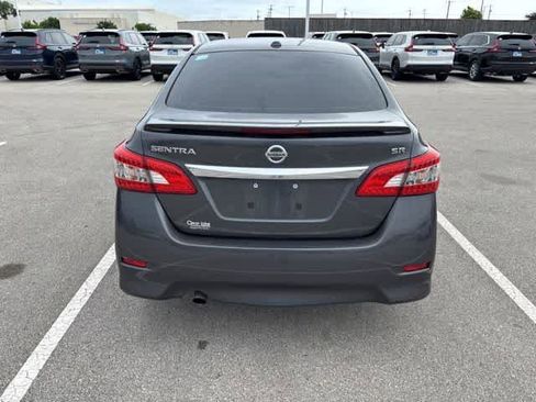 Used 2015 Nissan Sentra SR w/ Navigation Package FWD image 4