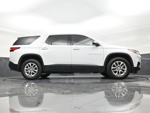 Used 2020 Chevrolet Traverse LS FWD image 25