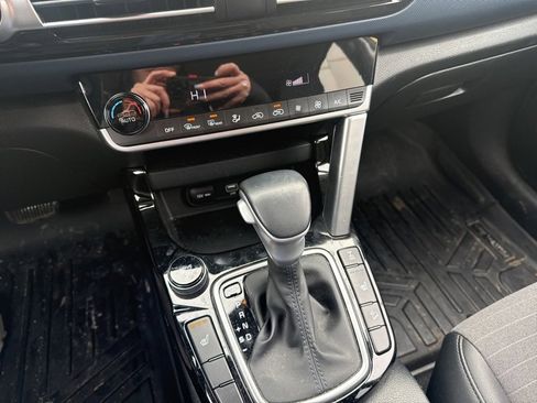 Used 2023 Kia Seltos S w/ Navigation Package image 18