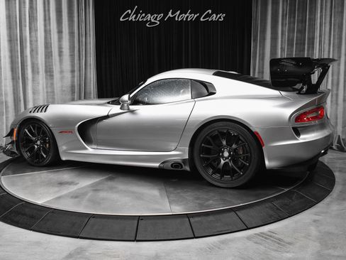 Used 2017 Dodge Viper GTC w/ ACR Package RWD image 3