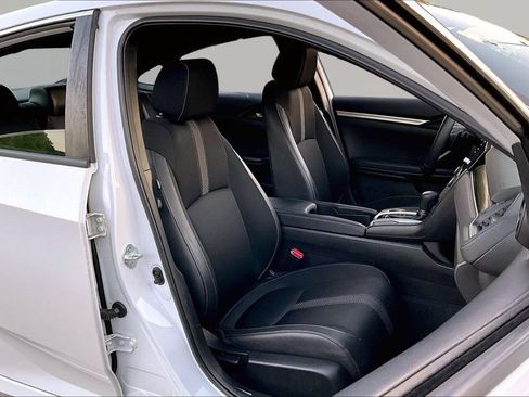 Used 2021 Honda Civic Sport image 18