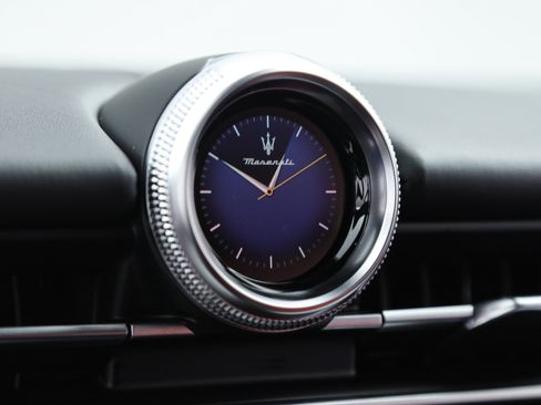 Used 2026 Maserati Grecale Modena AWD/4WD image 20