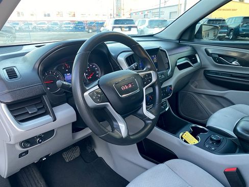 Used 2022 GMC Terrain SLE w/ Driver Convenience Package FWD image 17