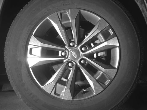 Used 2025 Chevrolet Equinox LT image 13