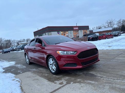 Used 2014 Ford Fusion SE image 11