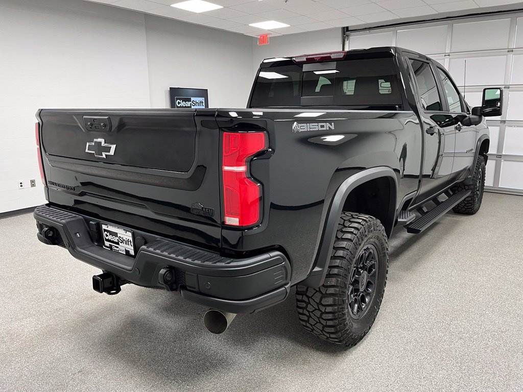 Used 2025 Chevrolet Silverado 2500 ZR2 w/ ZR2 Bison Edition AWD/4WD image 8