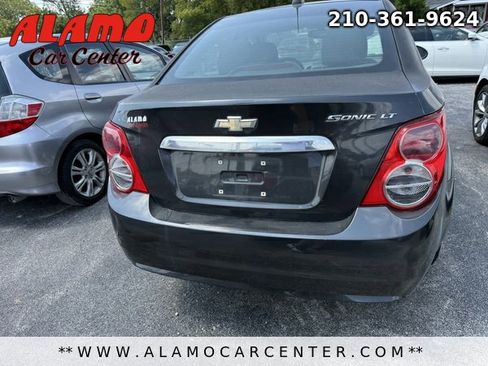 Used 2015 Chevrolet Sonic LT image 4