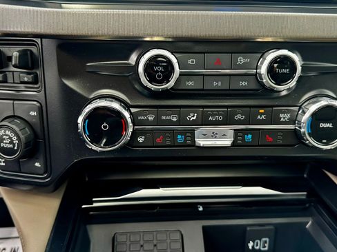 New 2026 Ford F350 Platinum w/ Platinum Plus Package image 56