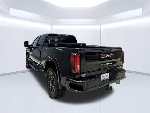 Used 2020 GMC Sierra 2500 AT4 w/ AT4 Premium Package AWD/4WD image 8