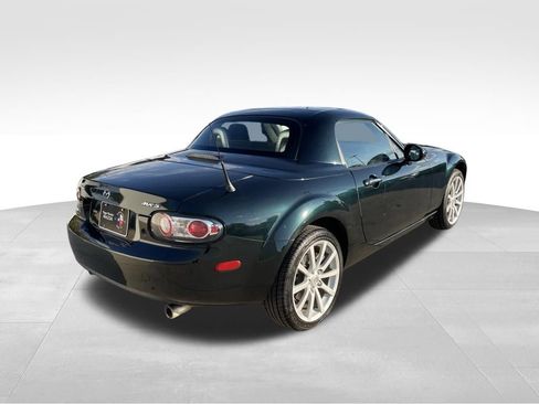 Used 2008 MAZDA MX-5 Miata Touring w/ Interior Trim Pkg RWD image 5