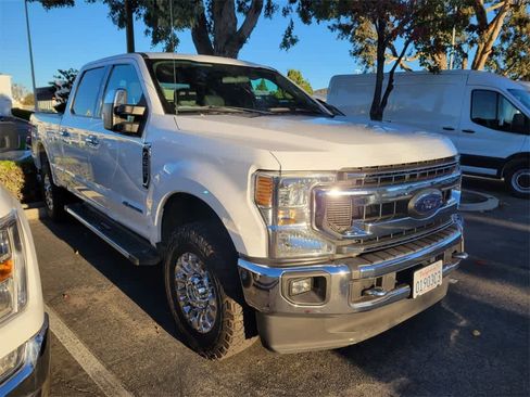 Used 2020 Ford F250 XLT w/ XLT Premium Package image 8