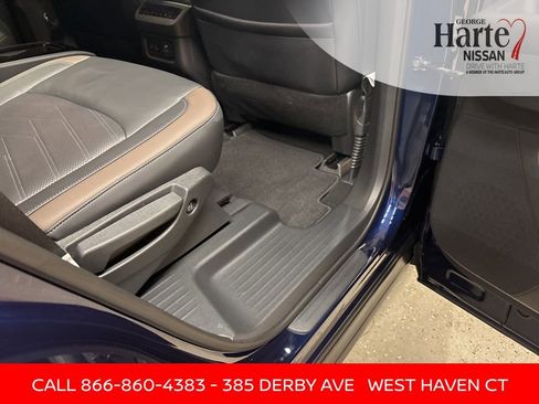 Certified 2022 Nissan Pathfinder Platinum w/ Cargo Package image 33