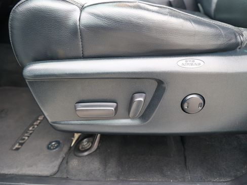 Used 2021 Toyota Tundra SR5 w/ SR5 Leather Package RWD image 31
