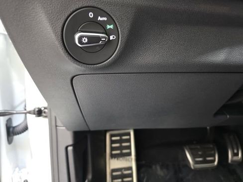 Used 2025 Volkswagen Jetta Sport FWD image 18