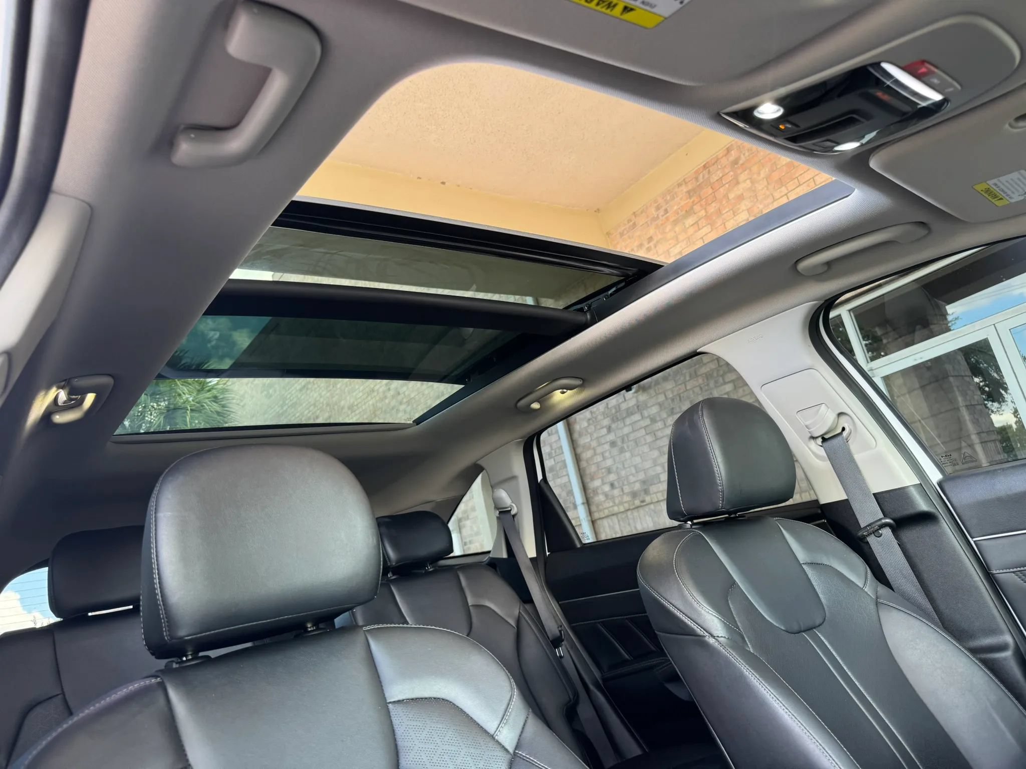 Used 2022 Kia Sorento SX FWD image 28