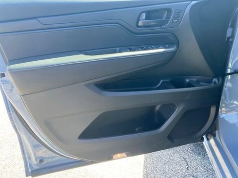 Used 2025 Honda Odyssey Sport-L image 14