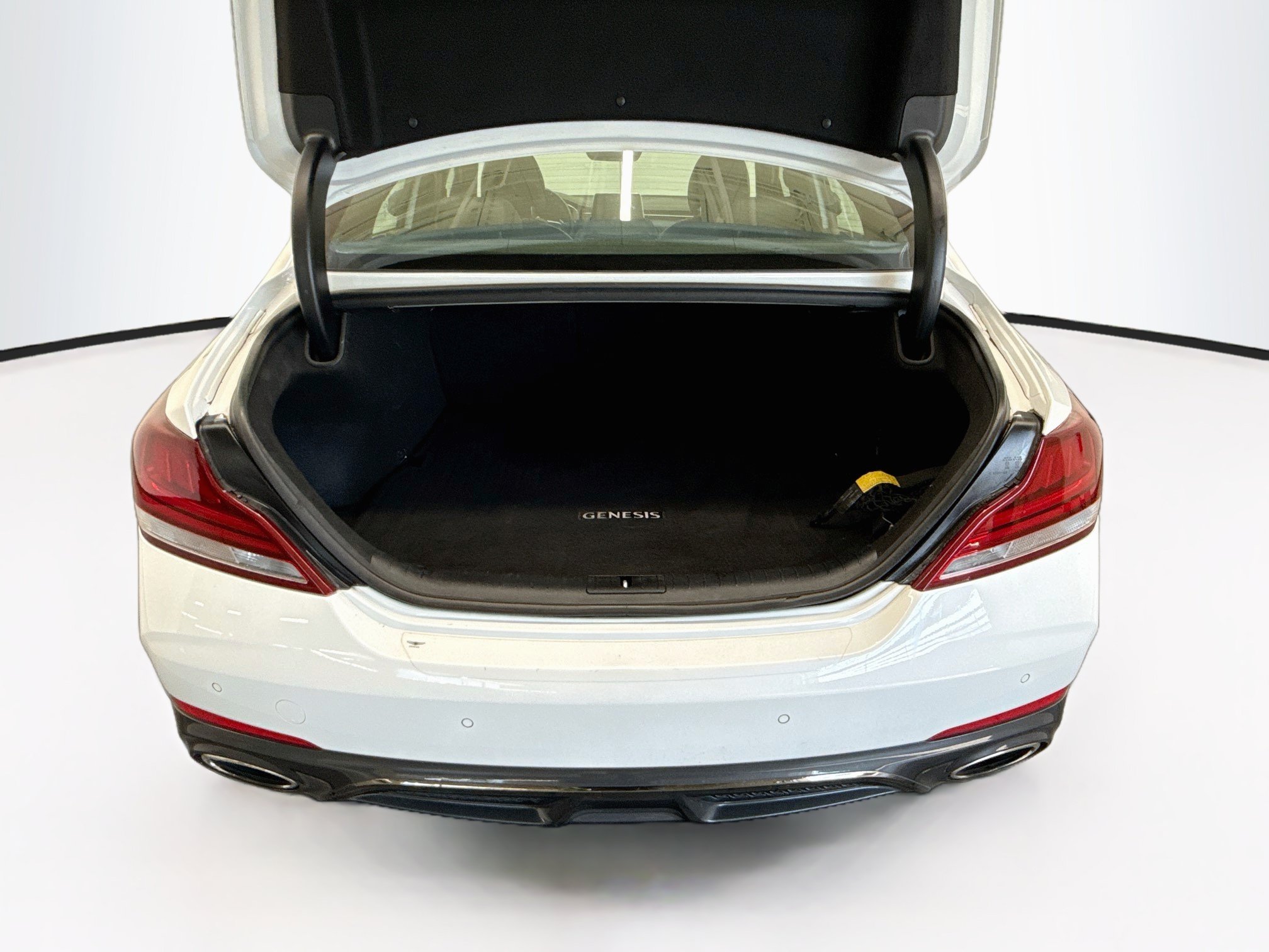 Used 2021 Genesis G70 3.3T w/ Sport Package RWD image 31