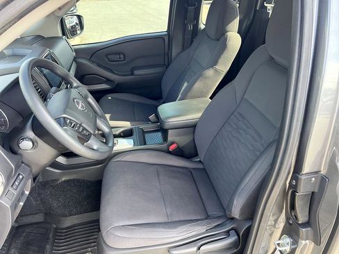 Certified 2023 Nissan Frontier S image 14
