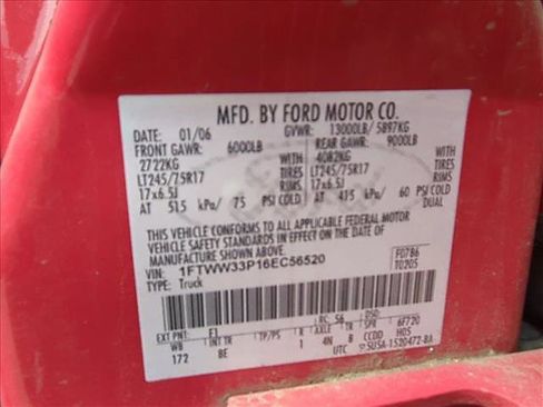 Used 2006 Ford F350 Lariat image 16