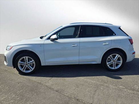 Used 2023 Audi Q5 e Premium Plus w/ Premium Plus Package image 6