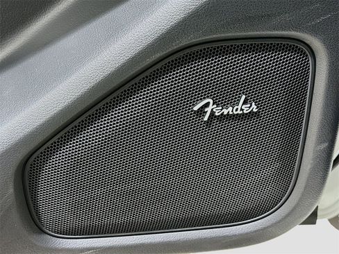 Used 2025 Nissan Frontier PRO-4X w/ Pro Premium Package image 18