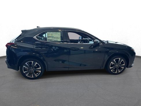 New 2026 Lexus UX 300h AWD image 2
