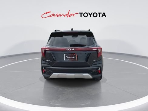 Used 2025 Kia Seltos SX w/ SX Sunroof Package image 7