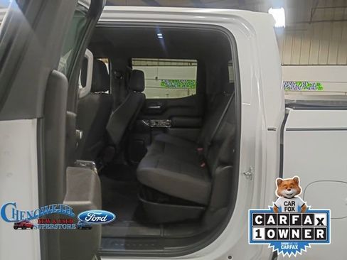 Used 2023 Chevrolet Silverado 1500 Custom Trail Boss w/ Realtree Special Edition image 7