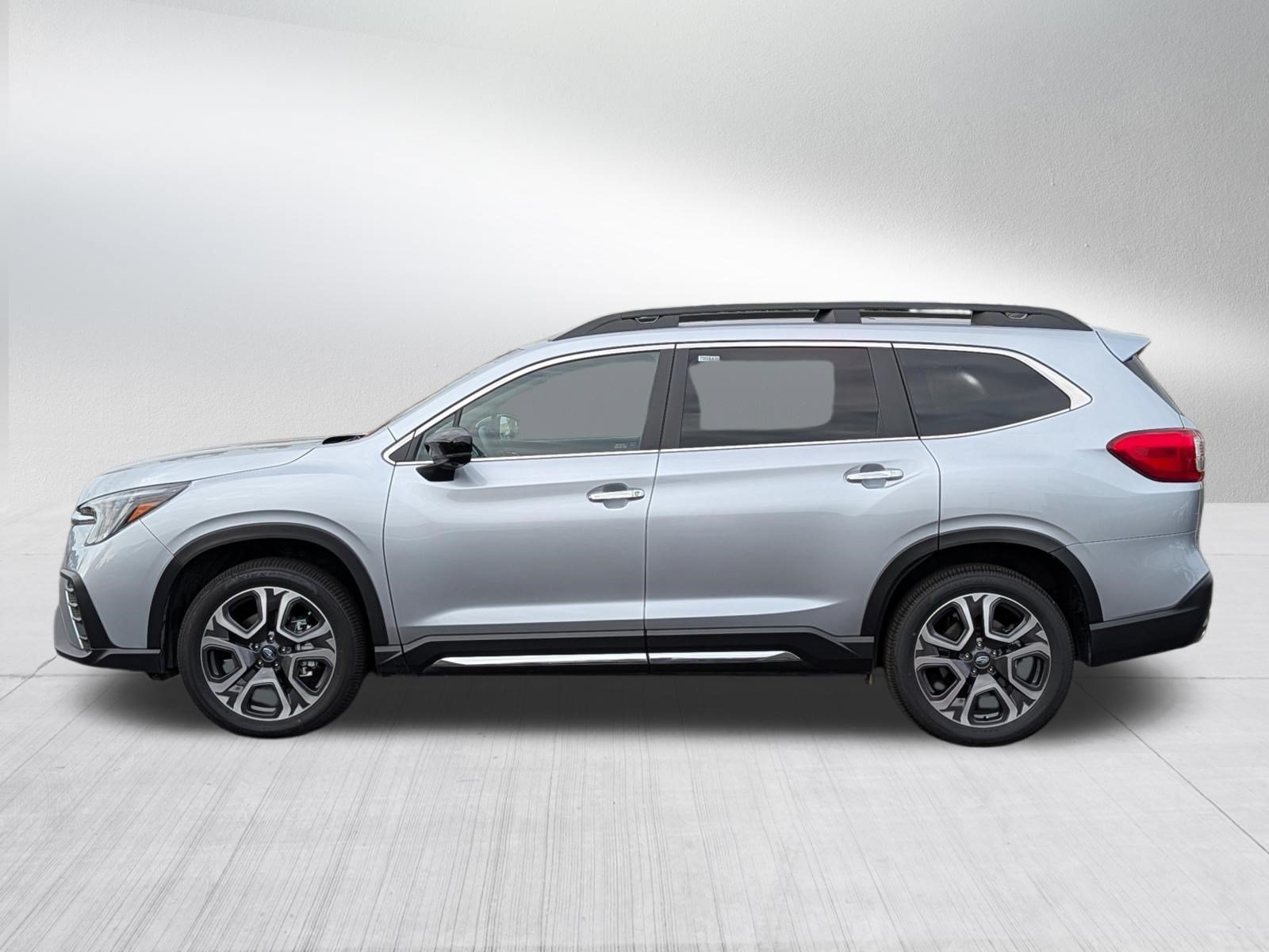 Certified 2025 Subaru Ascent Touring w/ Popular Package #2 AWD/4WD image 4
