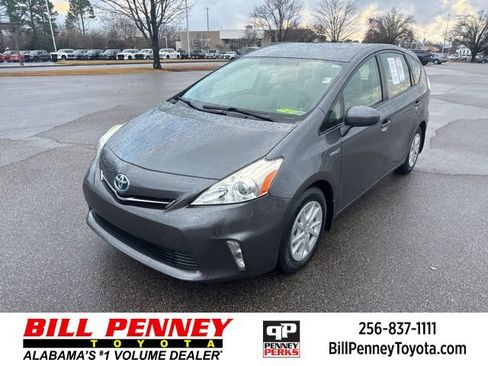 Used 2012 Toyota Prius V image 1