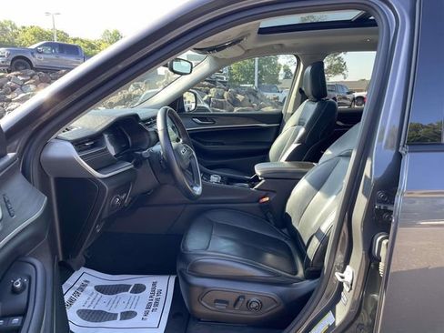 Used 2021 Jeep Grand Cherokee L Limited w/ Trailer Tow Group (B) AWD/4WD image 16