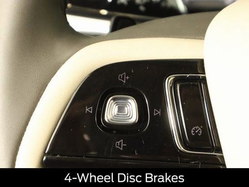 Used 2022 Lincoln Corsair AWD w/ Equipment Group 101A image 41