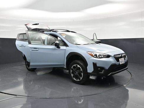 Used 2023 Subaru Crosstrek 2.0i AWD/4WD image 25