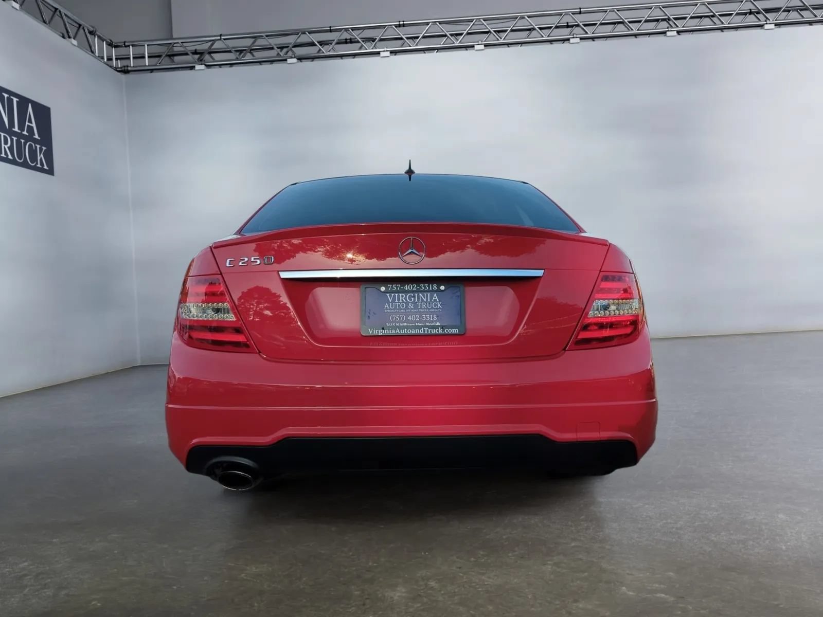 Used 2014 Mercedes-Benz C 250 Sedan image 8