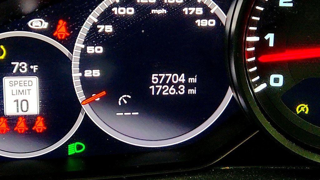 Used 2023 Porsche Panamera w/ Premium Package RWD image 16