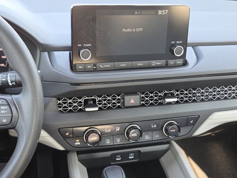Certified 2024 Honda Accord EX image 31