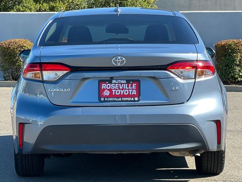 Used 2023 Toyota Corolla LE FWD image 8